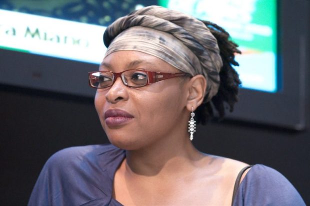 Leonora_Miano_20100328_Salon_du_livre_de_Paris_2-768x512