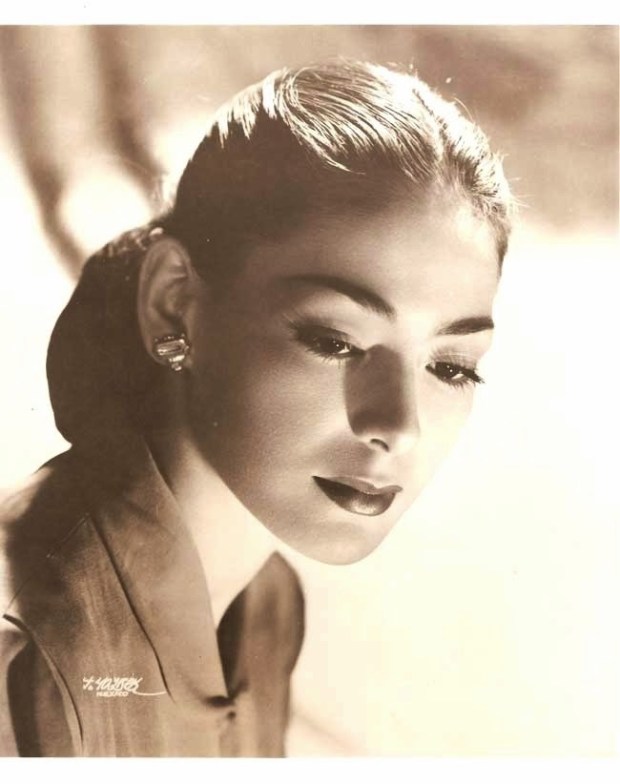 Resultado de imagen de Adela Fernandez escritora bio