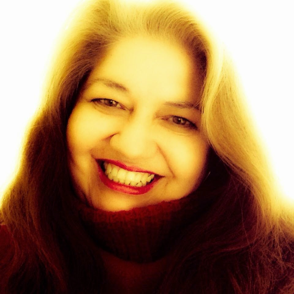 ORIZONTURI POETICE - HORIZONTES POÉTICOS : ”Rug”-”Hoguera”de Angélica Santa  Olaya. #Traducere/ #Traducción © #poem #poema