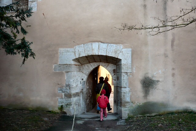 Reflexiones de Manuel: Nuestra lengua: "El ojo de una aguja"